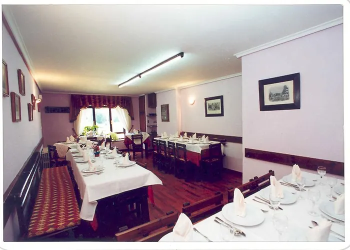 El Balcon De Hotel Renedo De Cabuerniga